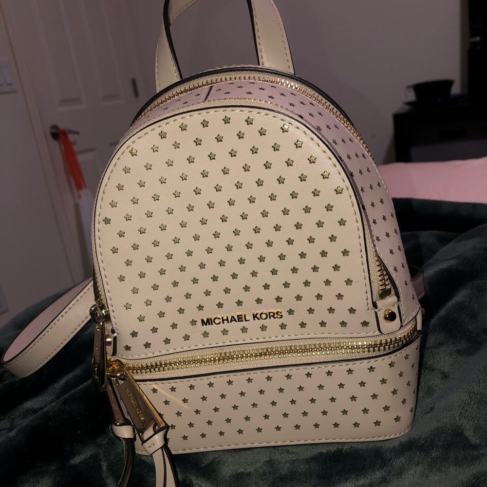 Michael Kors purse/bag